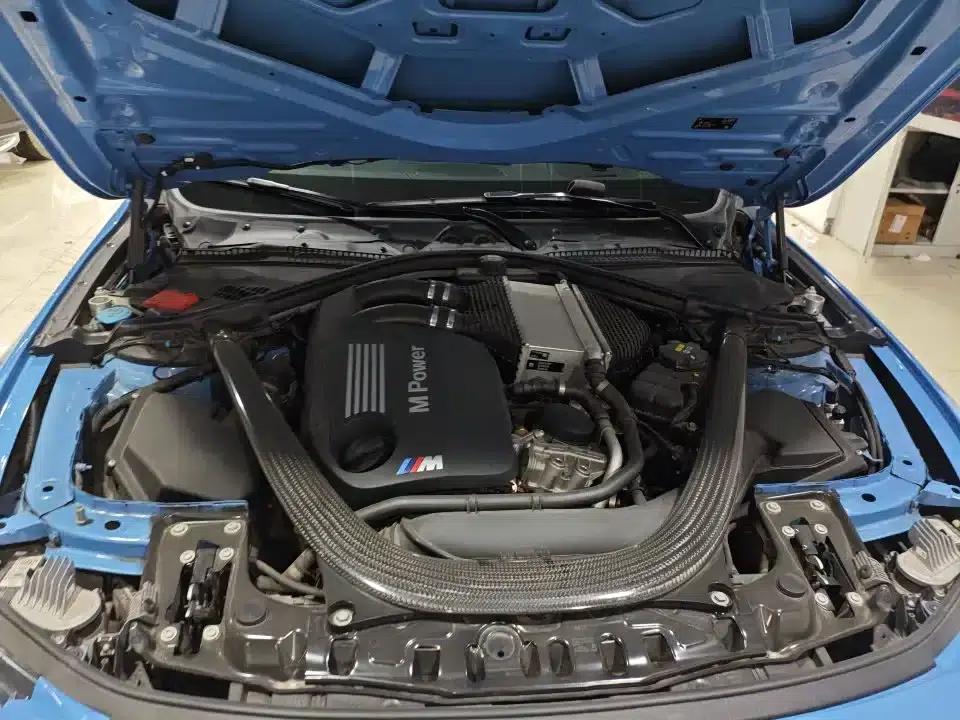 2018 BMW M4 M4 Convertible Coupe Fan Limited Edition — миниатюра 11