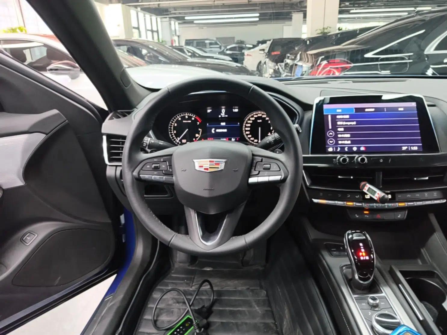 Cadillac CT5 2021 28T Luxury Model — миниатюра 18