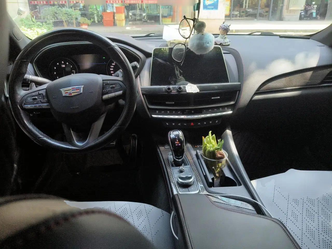 Cadillac CT5 2020 28T Platinum Sport Edition — миниатюра 9