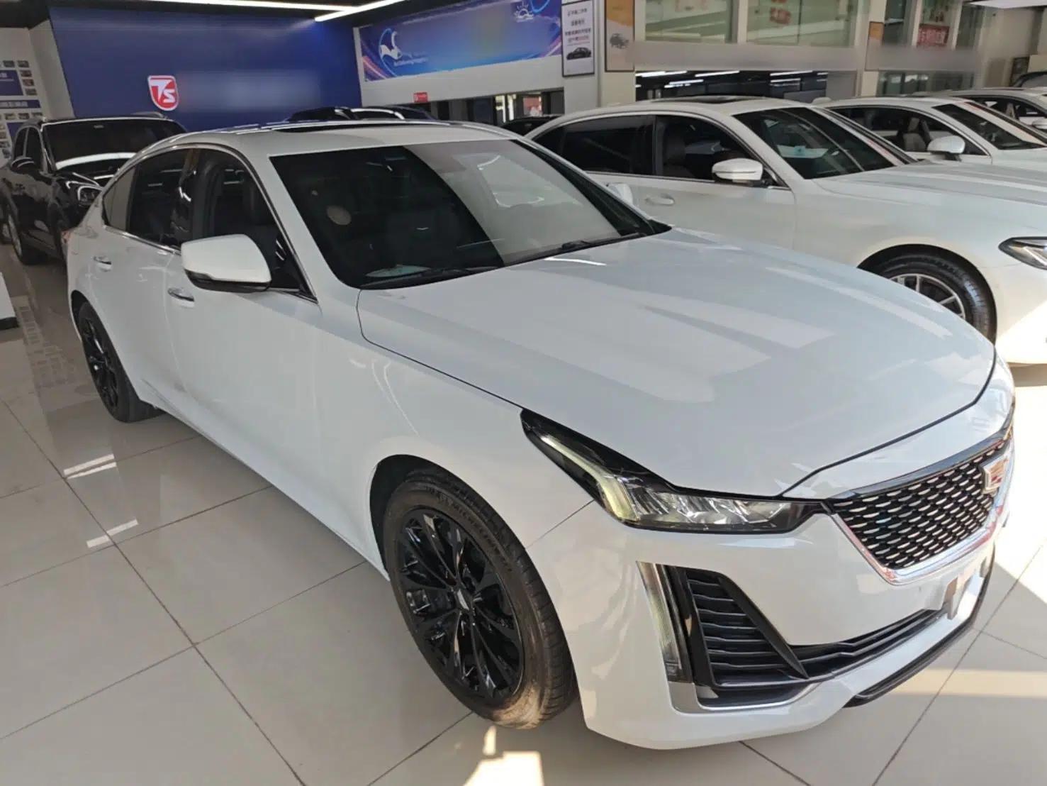 Cadillac CT5 2020 Revised Version 28T Tech Edition — миниатюра 3