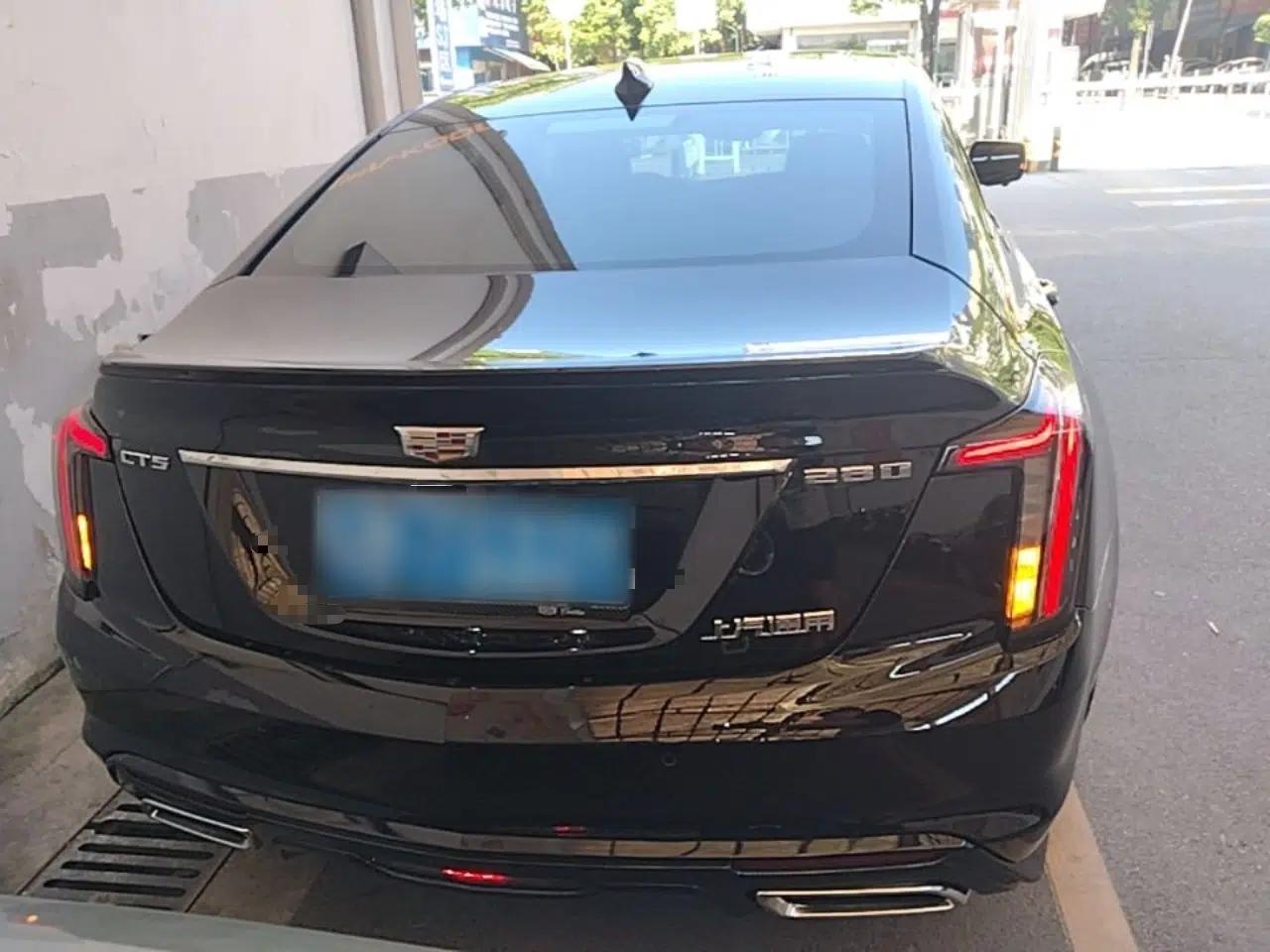 Cadillac CT5 2023 28T Prestige Model — миниатюра 5