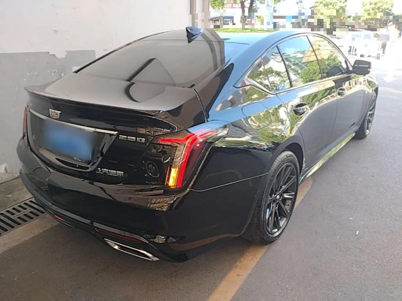 Cadillac CT5 2023 28T Prestige Model — миниатюра 6