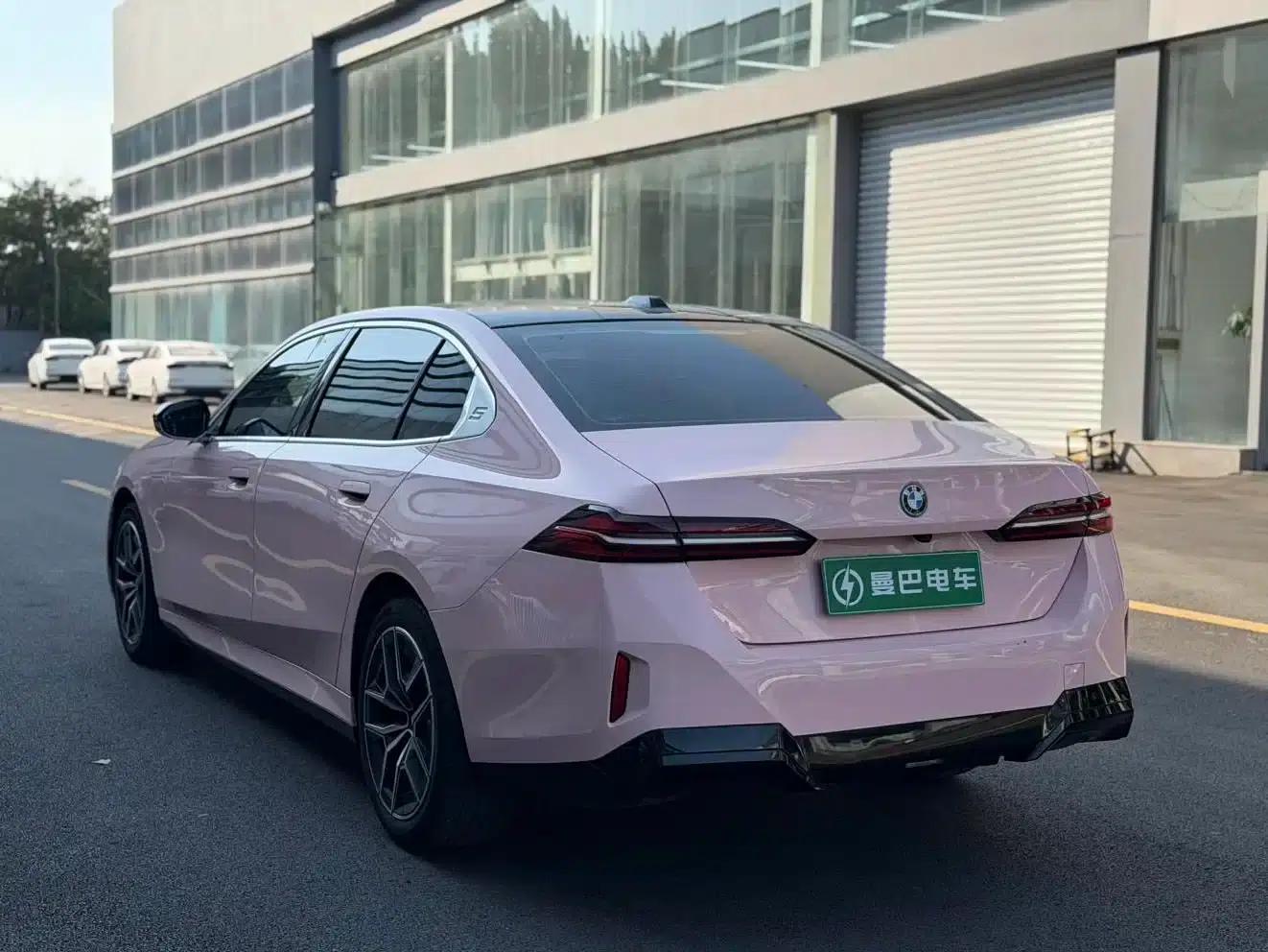 BMW i5 2025 eDrive 40L M Sport Package — миниатюра 3