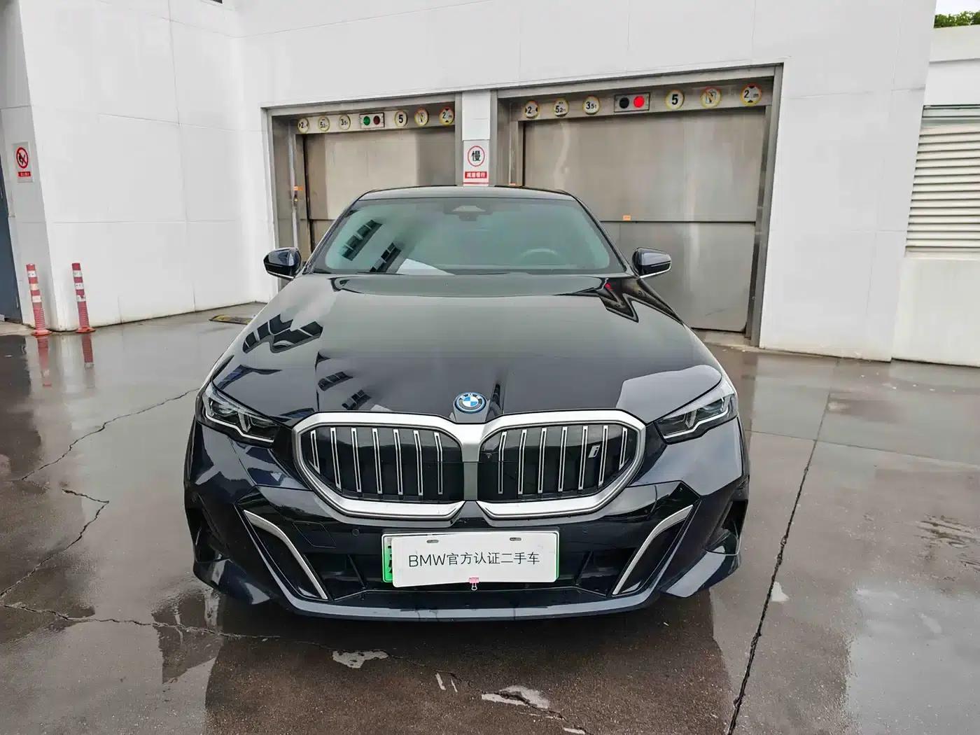 BMW i5 2024 eDrive 35L Premium M Sport Package — миниатюра 2