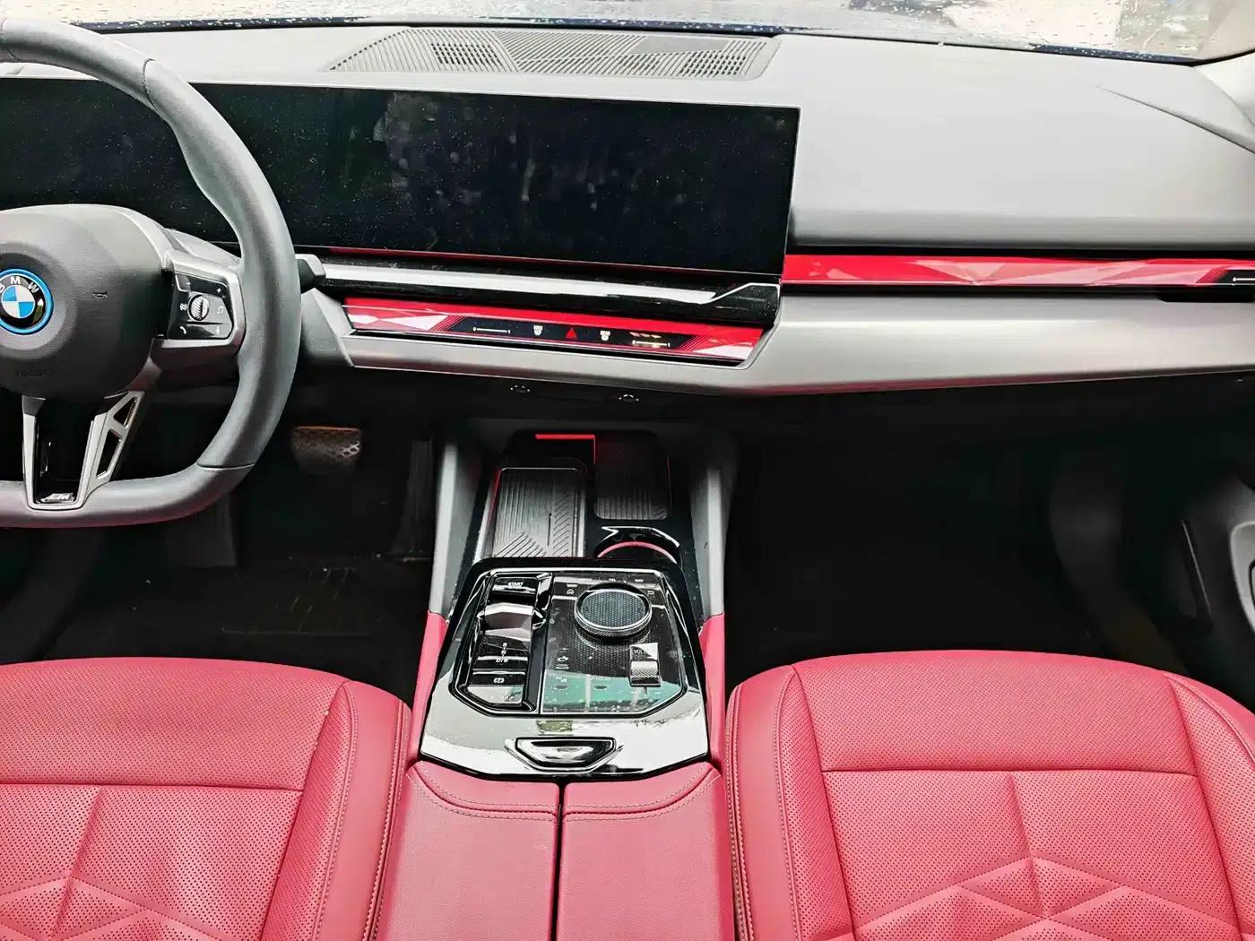 BMW i5 2024 eDrive 35L Premium M Sport Package — миниатюра 11