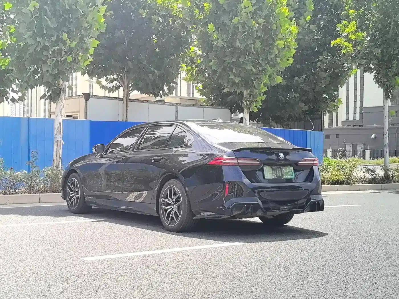 BMW i5 2025 eDrive 40L M Sport Package — миниатюра 6