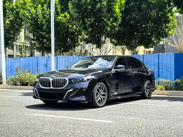 BMW i5 2025 eDrive 40L M Sport Package