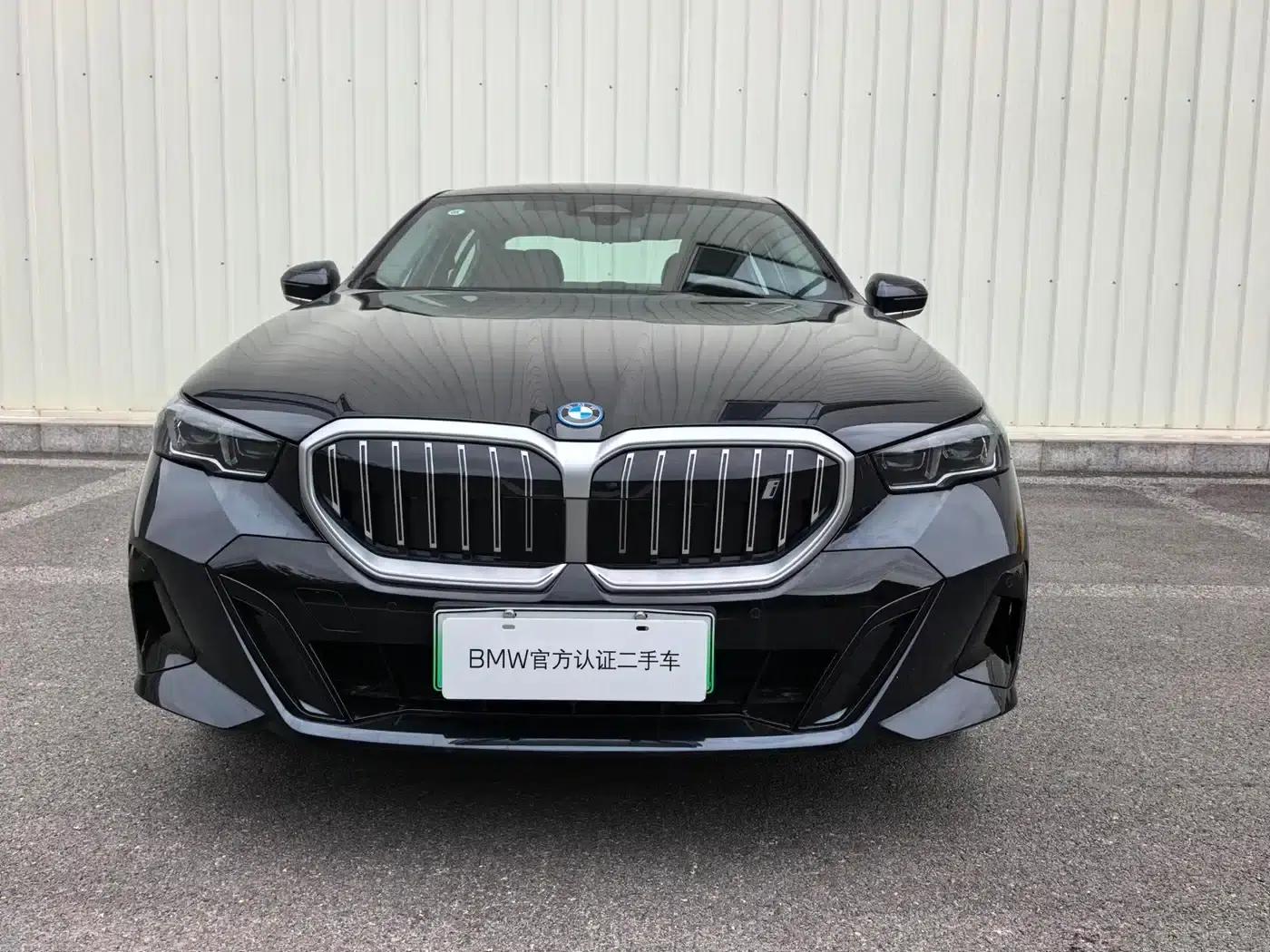 BMW i5 2025 eDrive 35L M Sport Package — миниатюра 2