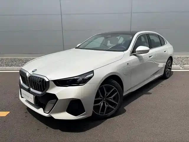 BMW i5 2025 eDrive 35L M Sport Package