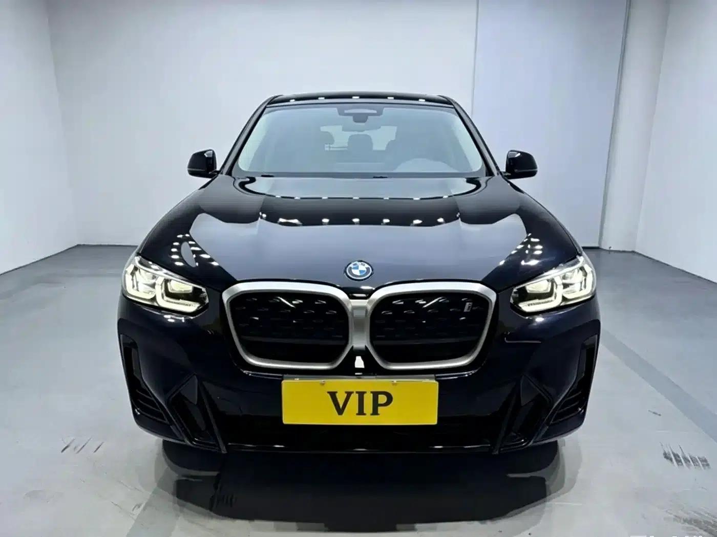 BMW iX3 2023 Leading Edition — миниатюра 2