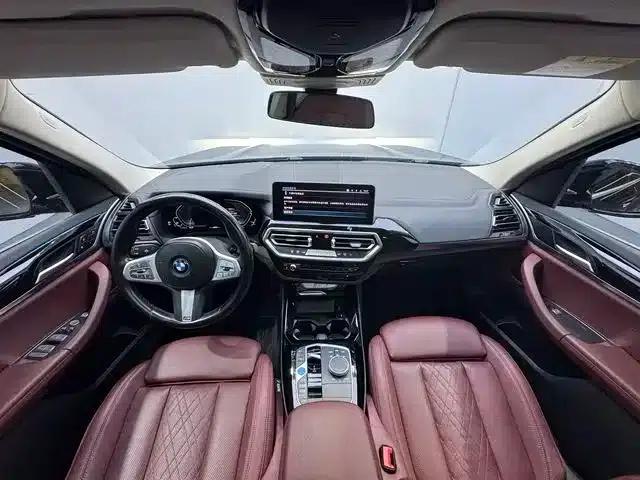 BMW iX3 2023 Leading Edition — миниатюра 8