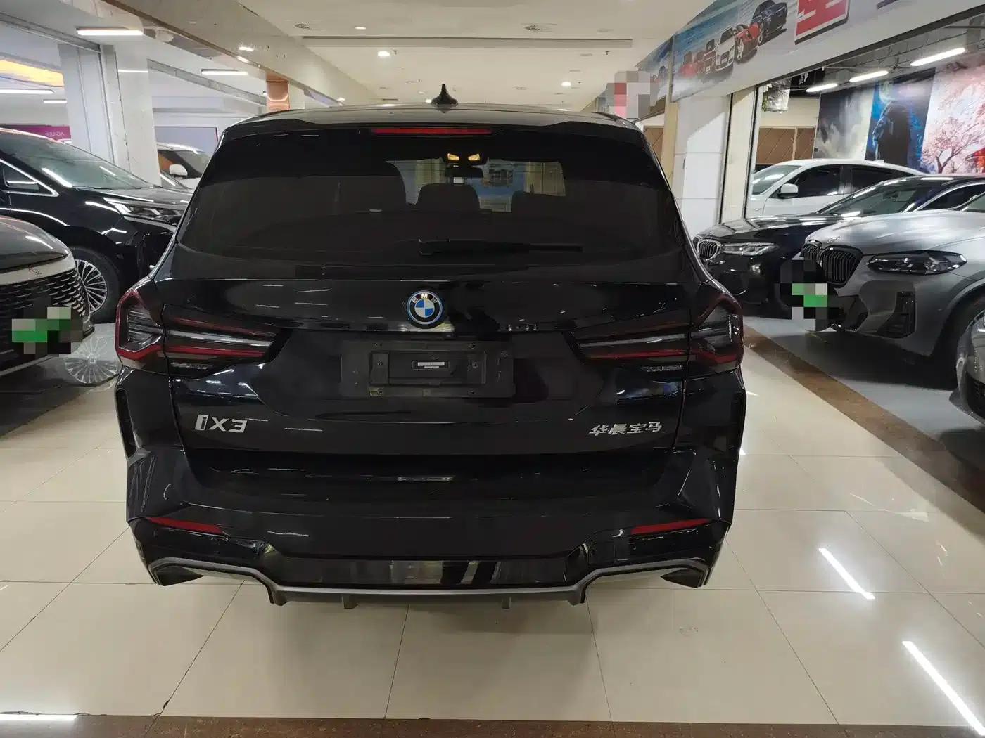 BMW iX3 2023 Leading Edition — миниатюра 15