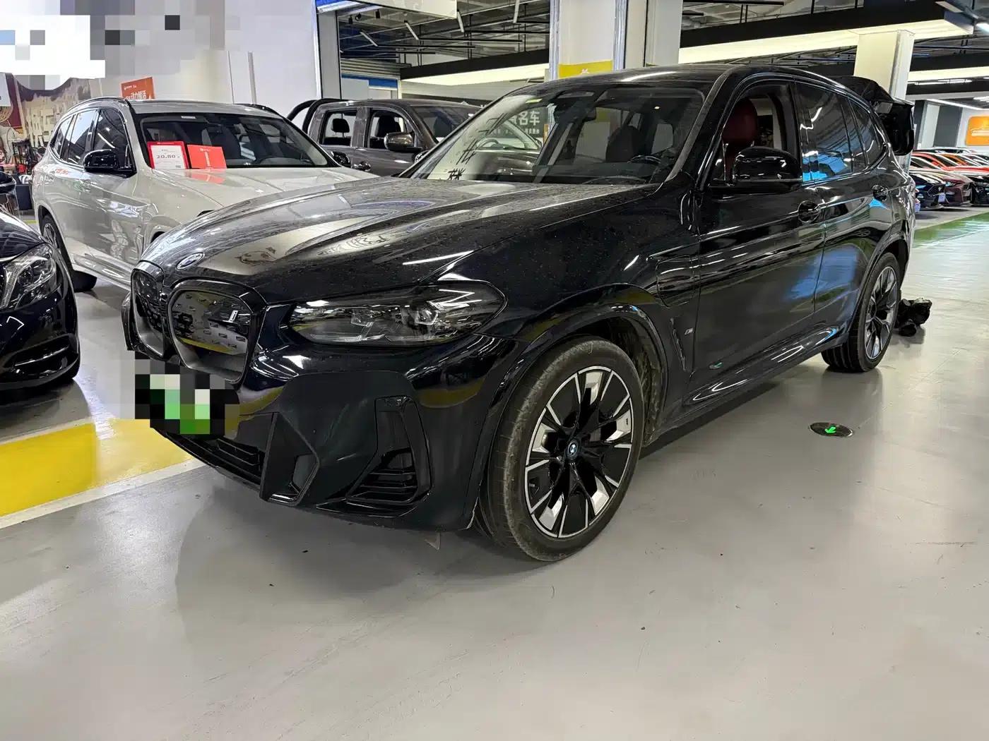 BMW iX3 2022 Leading Edition — миниатюра 1