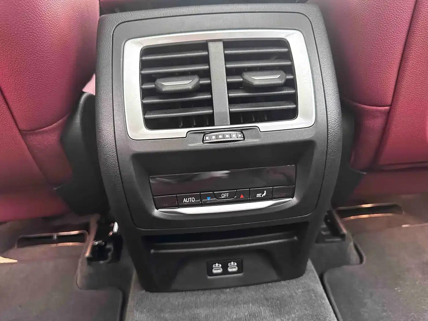 BMW iX3 2024 Leading Edition — миниатюра 12