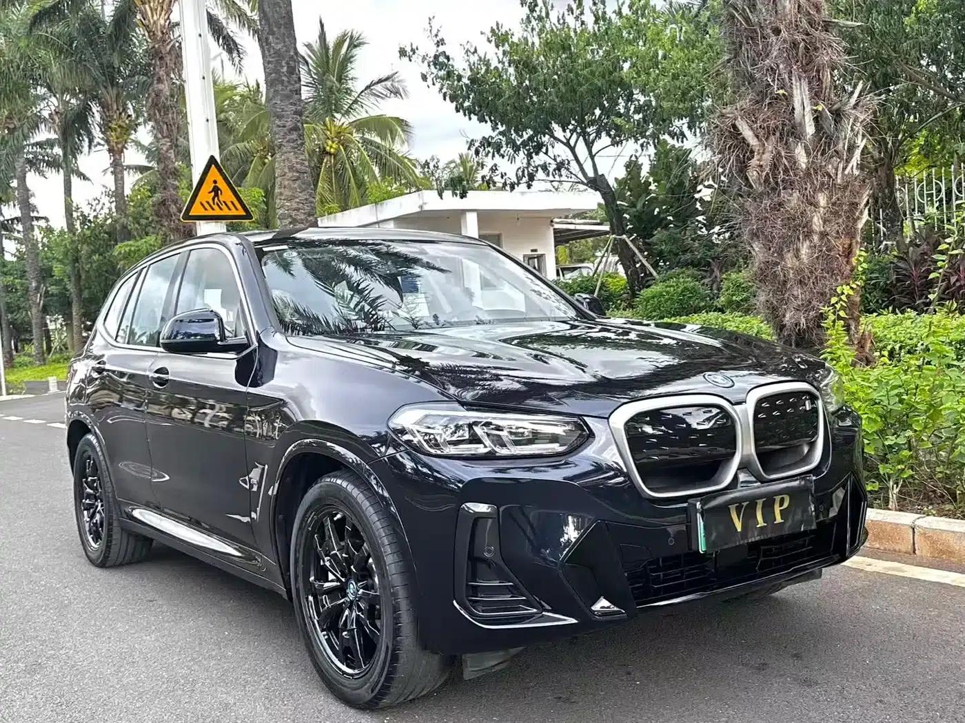 BMW iX3 2024 Leading Edition — миниатюра 3
