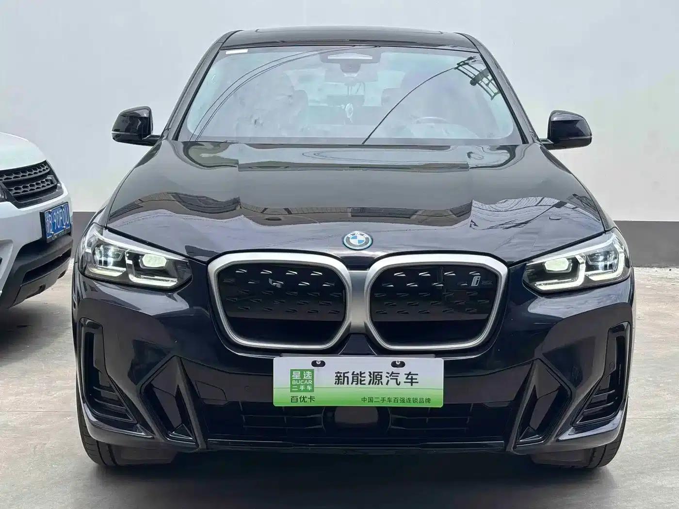 BMW iX3 2023 Leading Edition — миниатюра 2