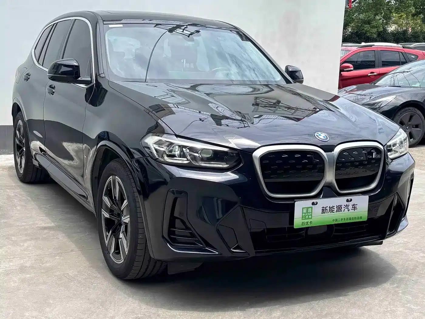 BMW iX3 2023 Leading Edition — миниатюра 3