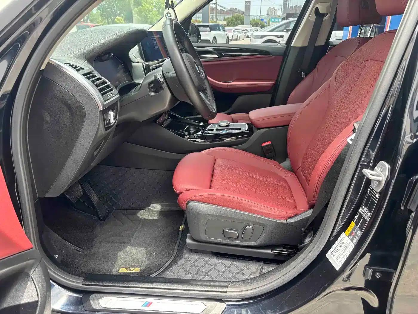 BMW iX3 2023 Leading Edition — миниатюра 4