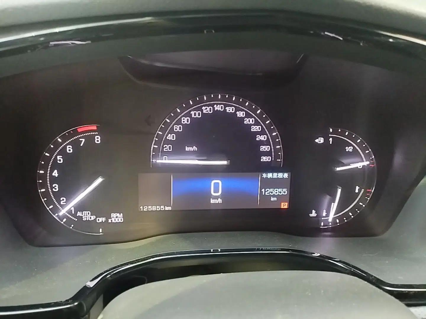 Cadillac XT5 2016 25T Luxury Model — миниатюра 14