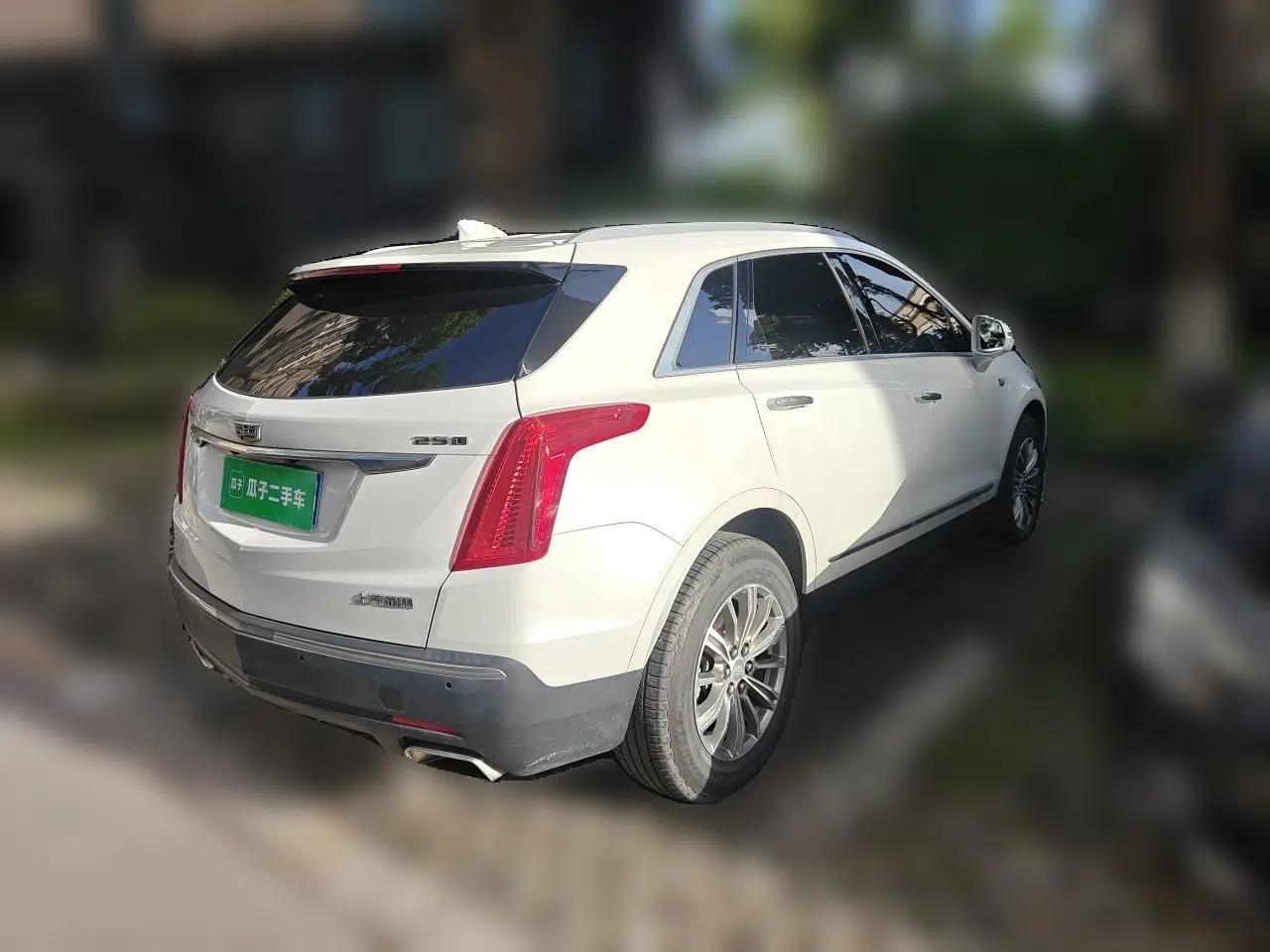 Cadillac XT5 2018 25T Luxury Model — миниатюра 6
