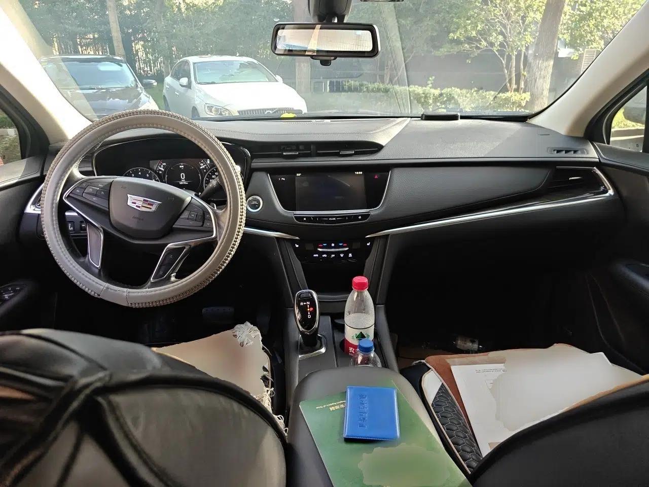 Cadillac XT5 2018 25T Luxury Model — миниатюра 9
