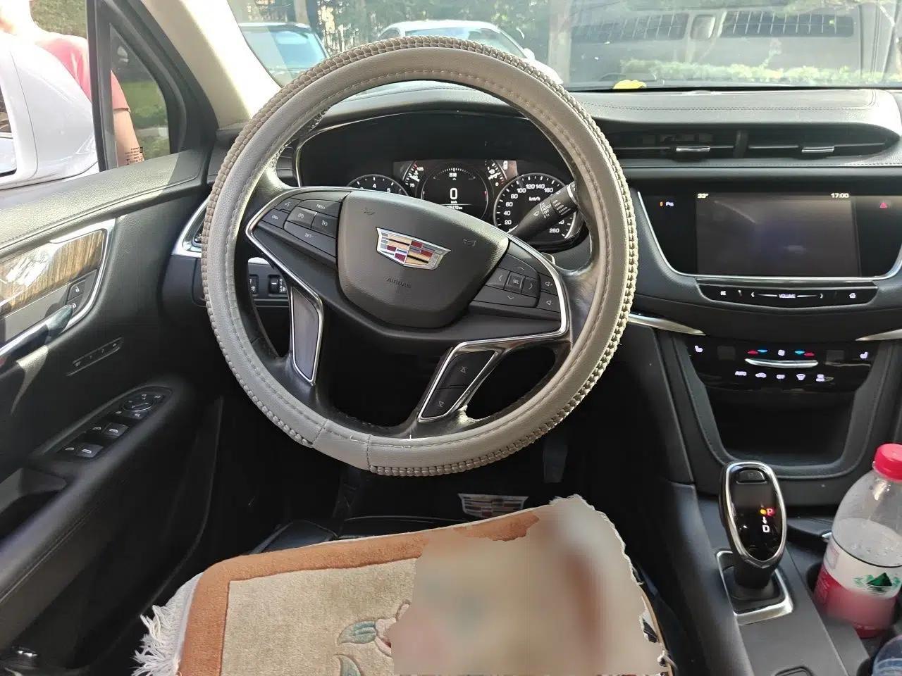 Cadillac XT5 2018 25T Luxury Model — миниатюра 10