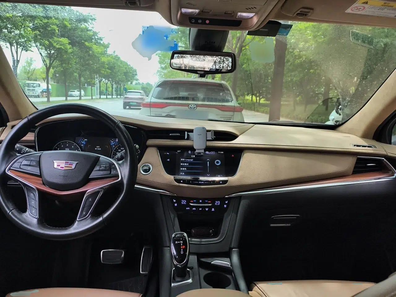 Cadillac XT5 2016 28T Four-Wheel-Drive Leading Model — миниатюра 9
