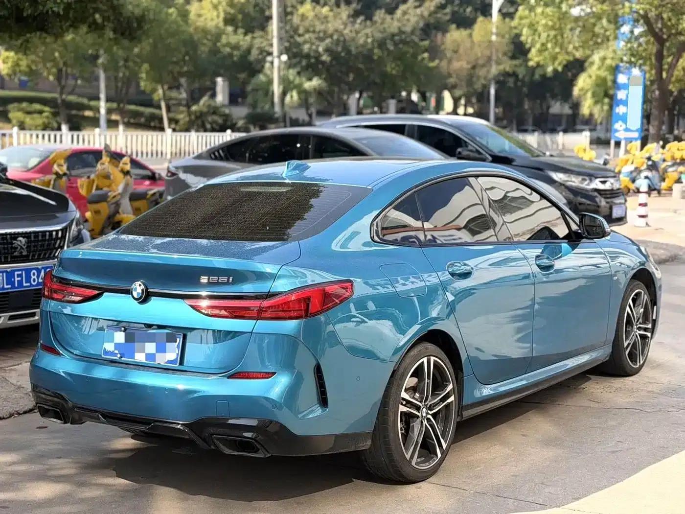 2021 BMW 2 Series Imported 225i Four-Door Coupe M Sport Shadow Edition — миниатюра 7