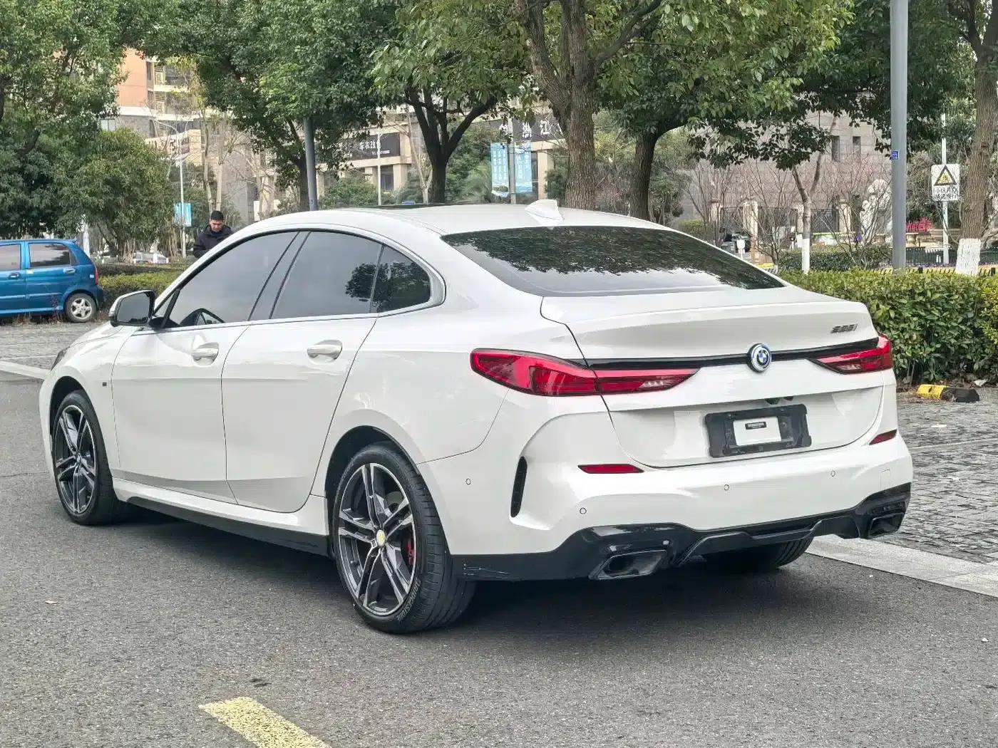 2021 BMW 2 Series Imported Model 225i Four-Door Coupe M Sport Package — миниатюра 19
