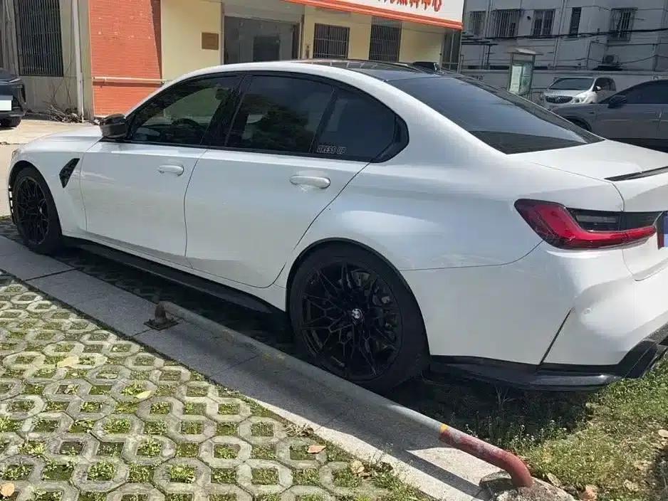 2023 BMW M3 Sedan M xDrive Competition — миниатюра 3