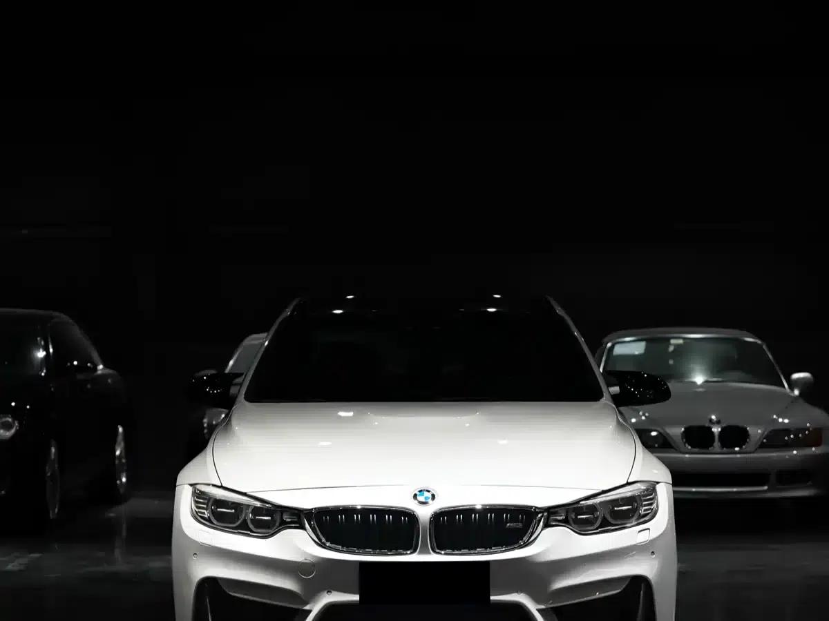 2014 BMW M3 Sedan — миниатюра 1