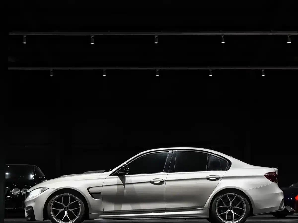 2014 BMW M3 Sedan — миниатюра 3