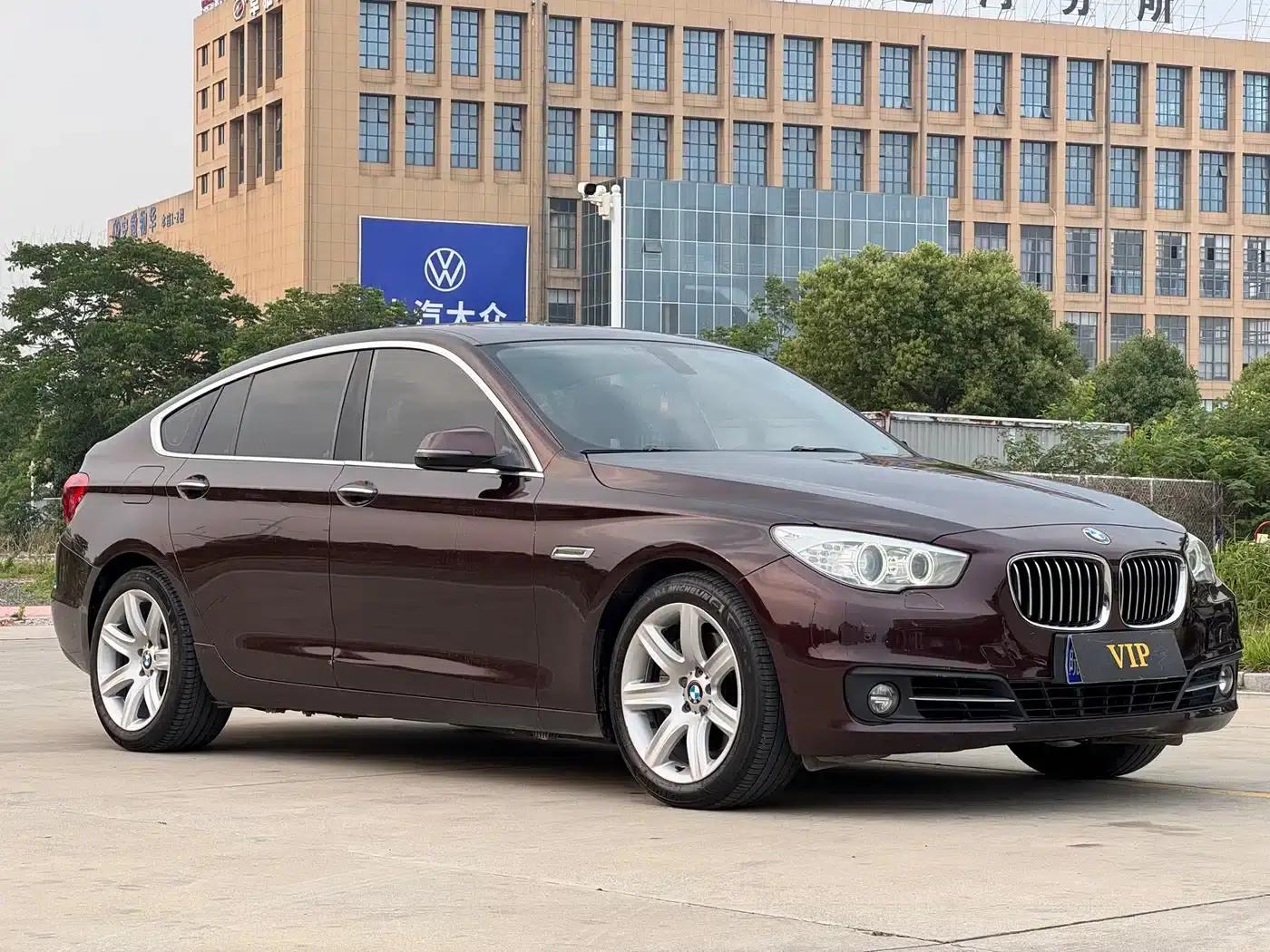 BMW 5 Series GT 2017 528i Leading Edition — миниатюра 2