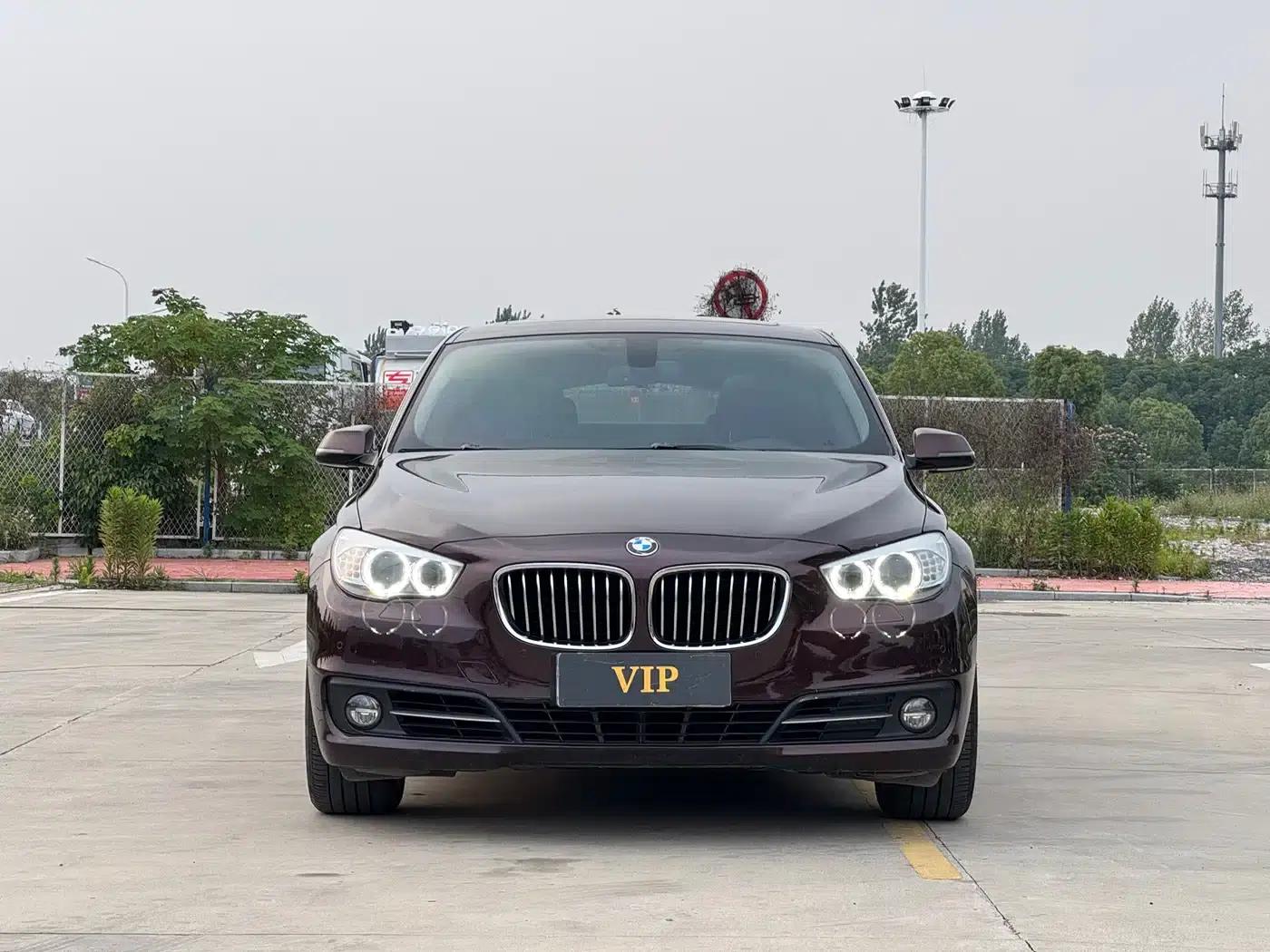BMW 5 Series GT 2017 528i Leading Edition — миниатюра 3