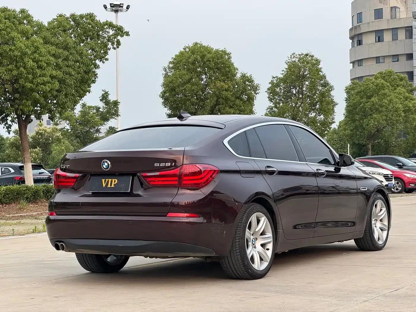 BMW 5 Series GT 2017 528i Leading Edition — миниатюра 6