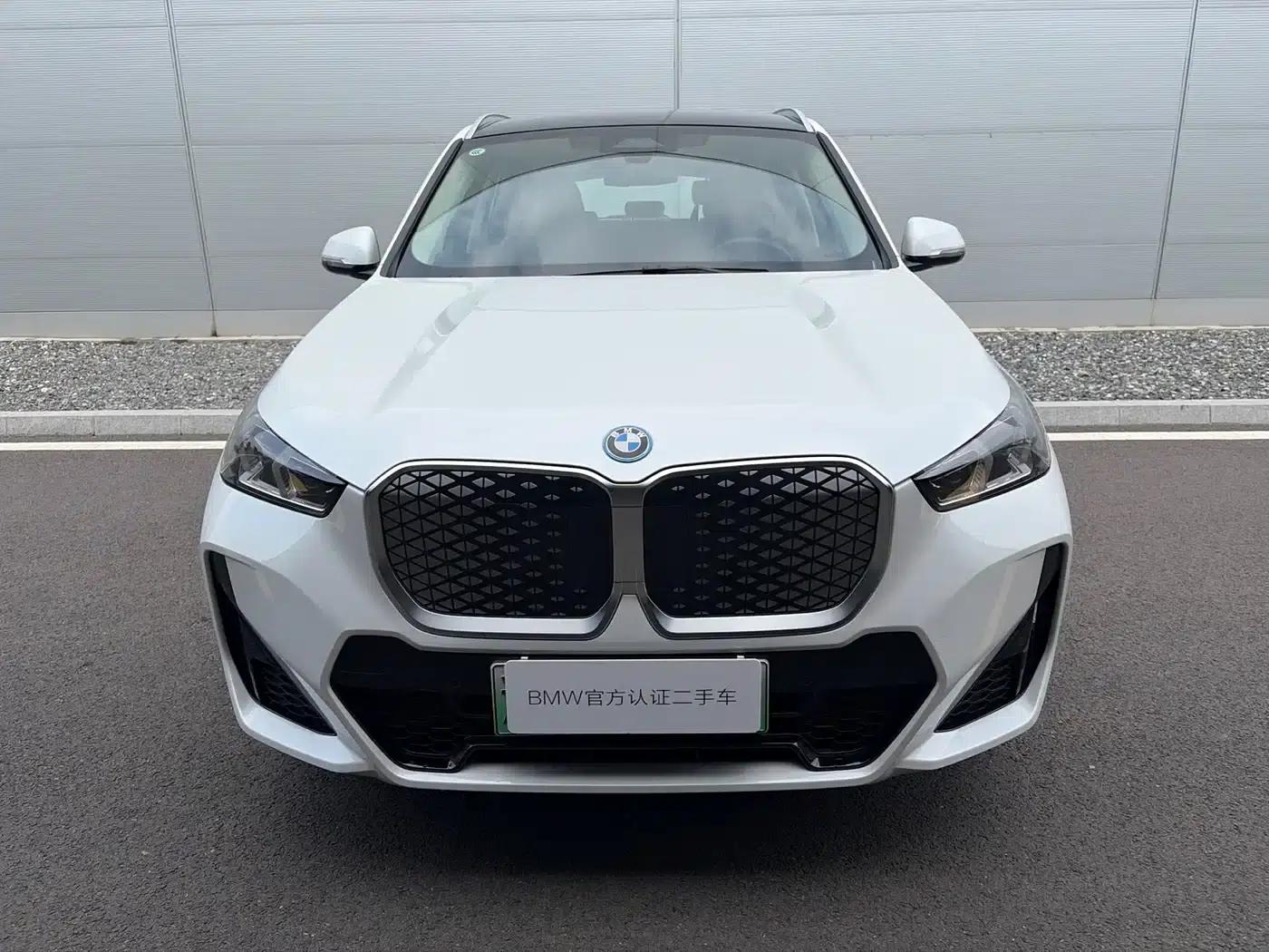 BMW iX1 2025 eDrive25L M Sport Package — миниатюра 4