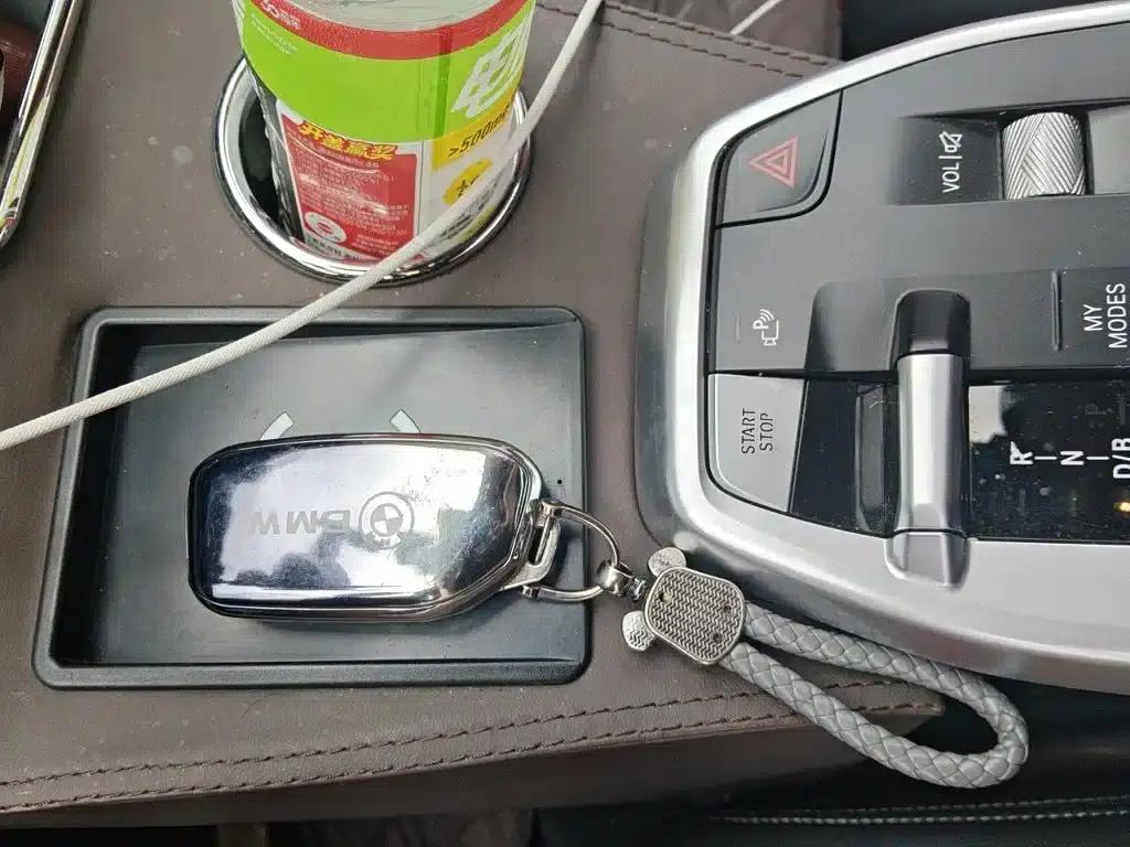 2023 BMW iX1 xDrive30L M Sport Package — миниатюра 12