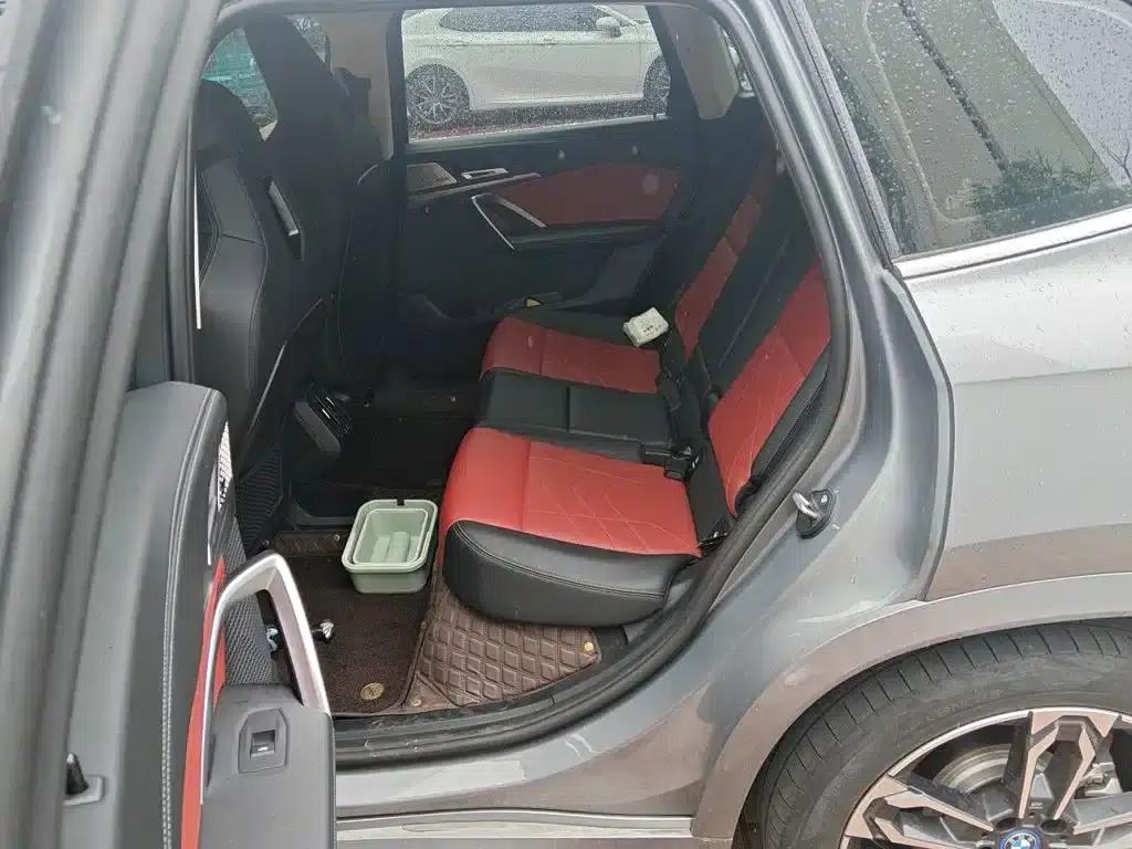 2023 BMW iX1 xDrive30L M Sport Package — миниатюра 15