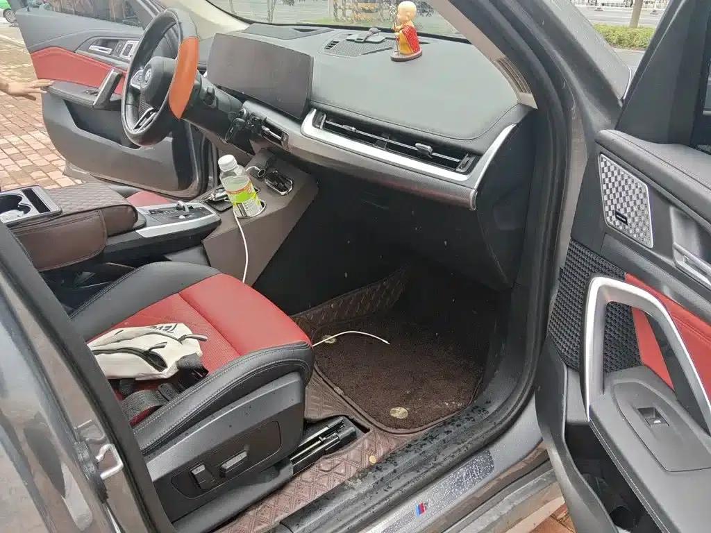 2023 BMW iX1 xDrive30L M Sport Package — миниатюра 20