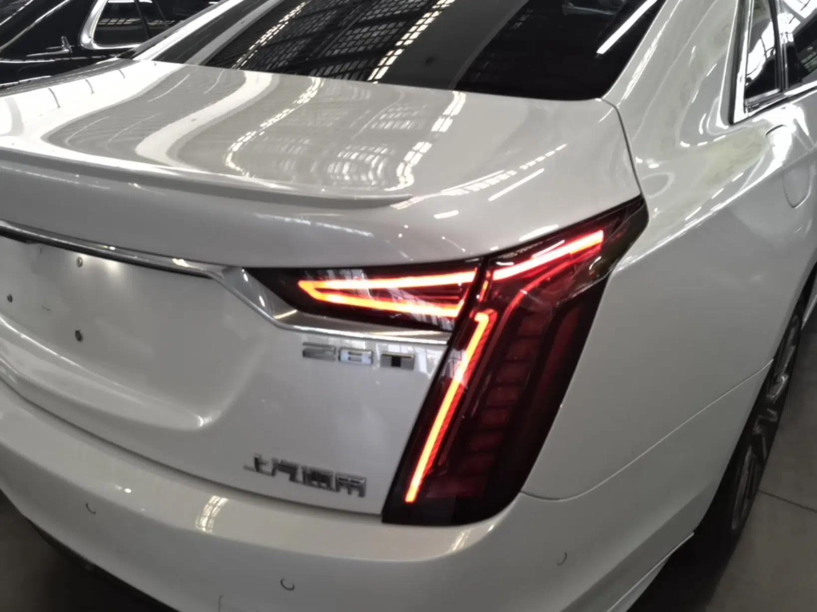 Cadillac CT6 2022 28T Prestige Edition — миниатюра 9