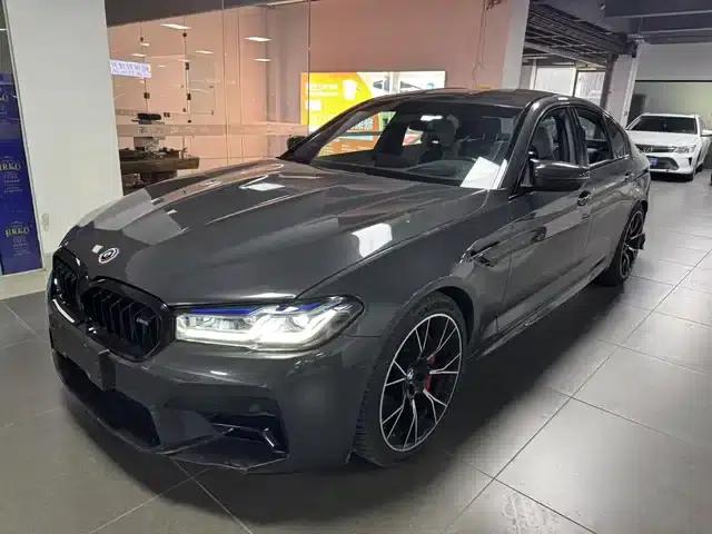 2021 BMW M5