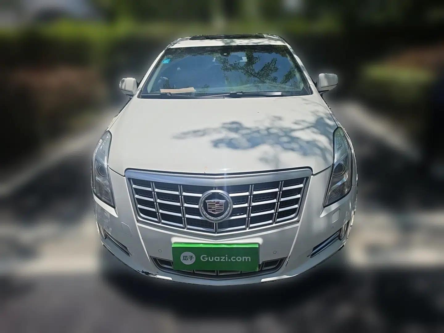 Cadillac XTS 2015 28T Elite Model — миниатюра 2