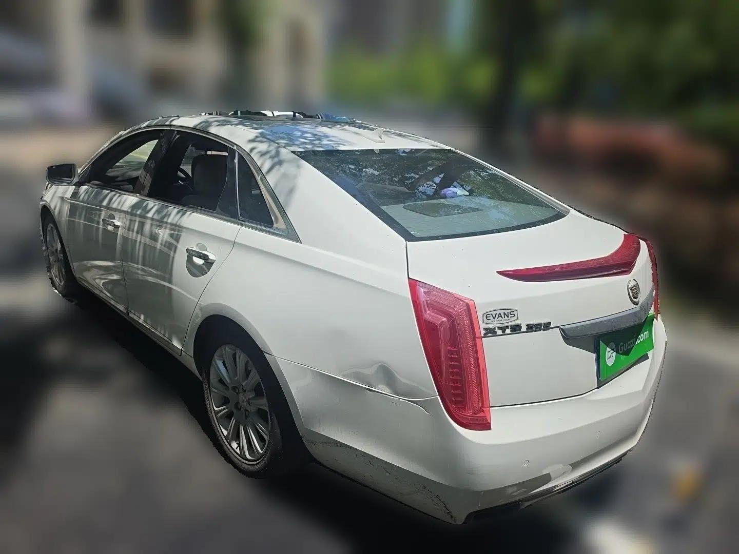 Cadillac XTS 2015 28T Elite Model — миниатюра 4