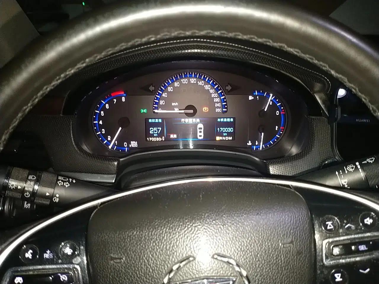 Cadillac XTS 2013 28T Luxury Model — миниатюра 11