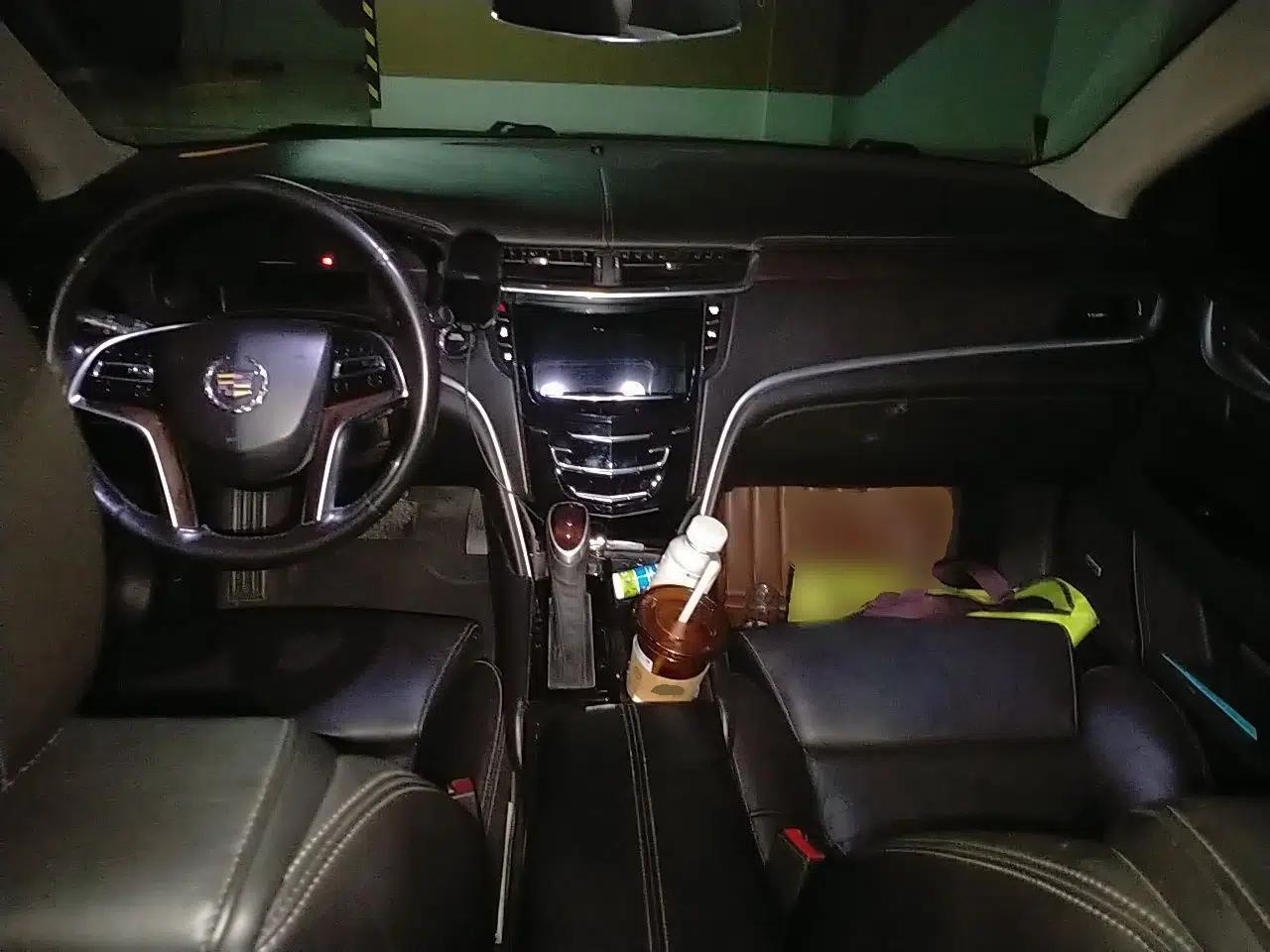 Cadillac XTS 2013 28T Luxury Model — миниатюра 9