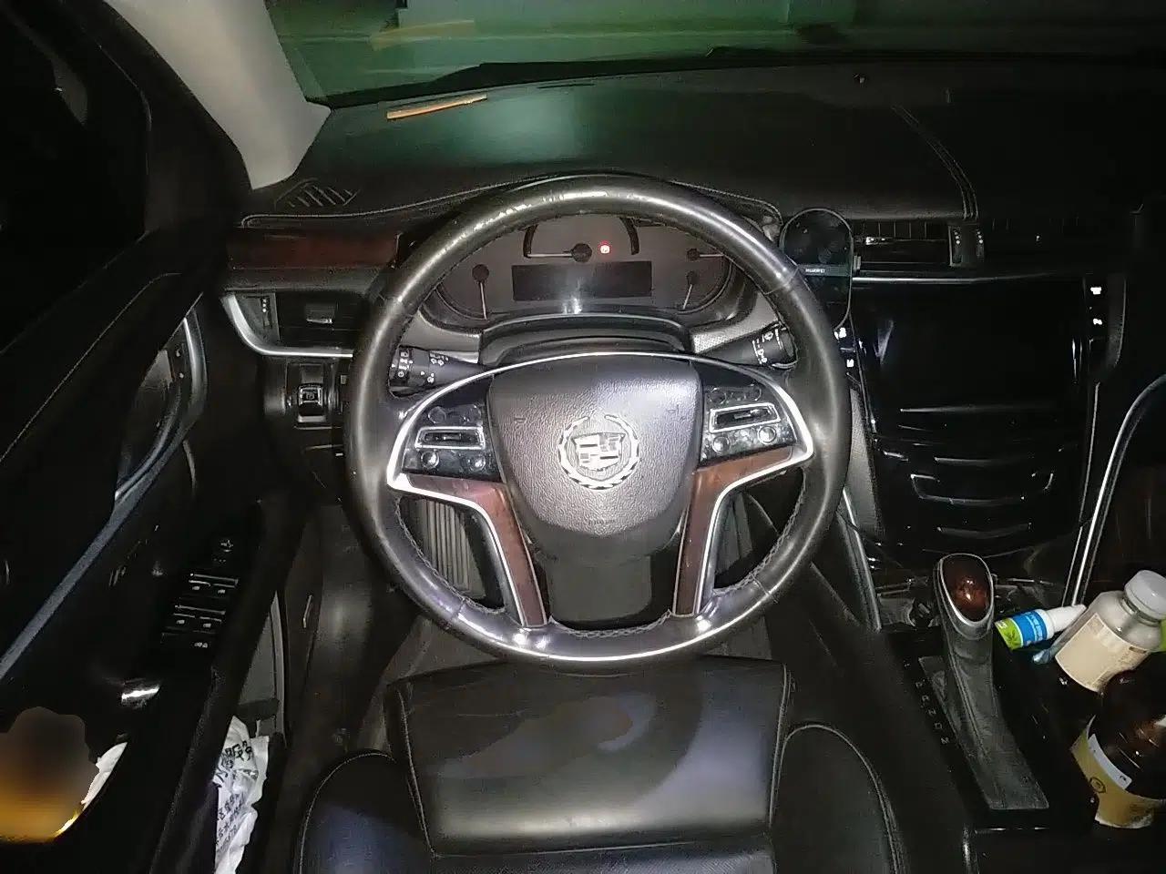Cadillac XTS 2013 28T Luxury Model — миниатюра 10