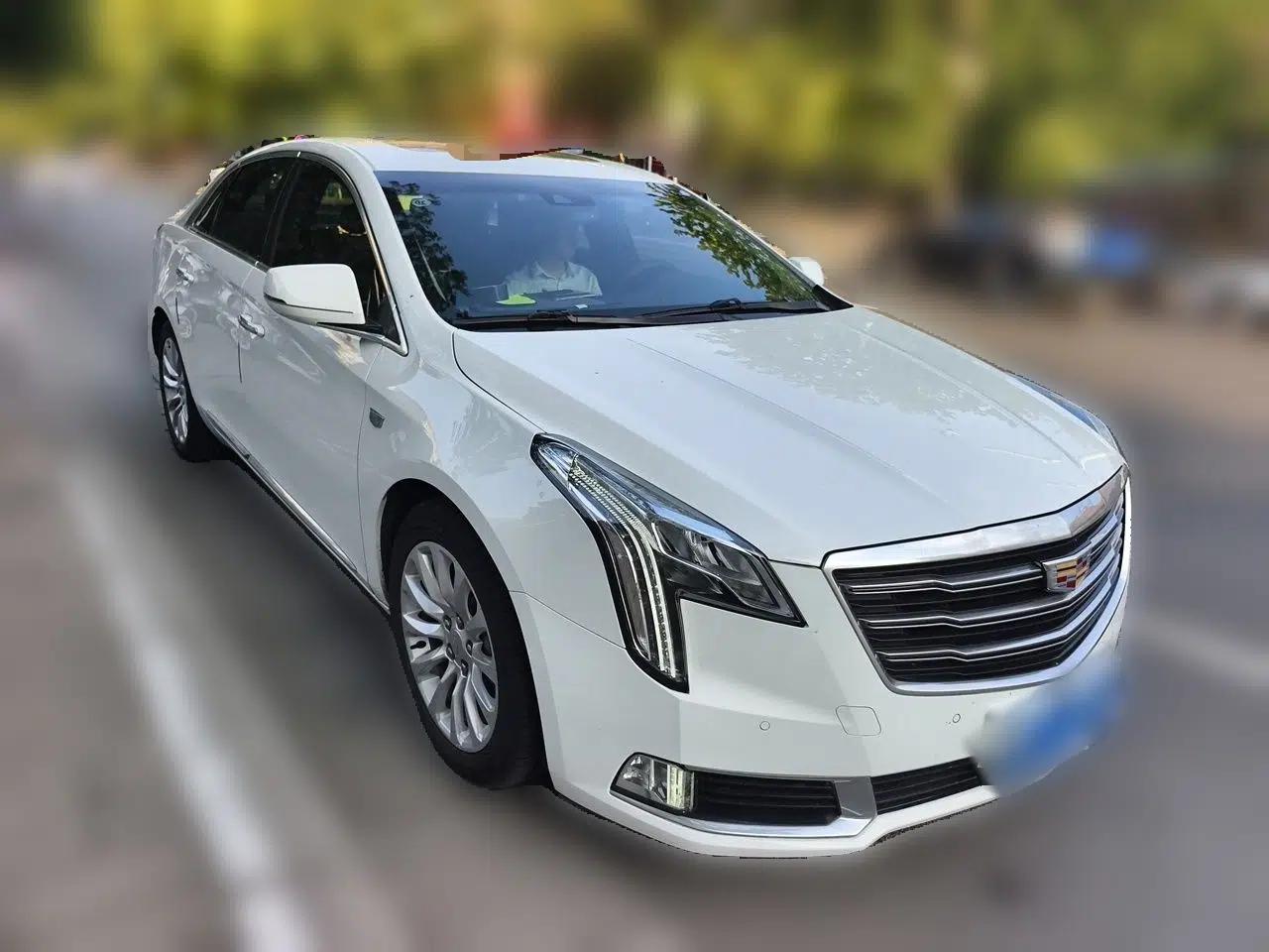Cadillac XTS 2018 28T Luxury Edition — миниатюра 3