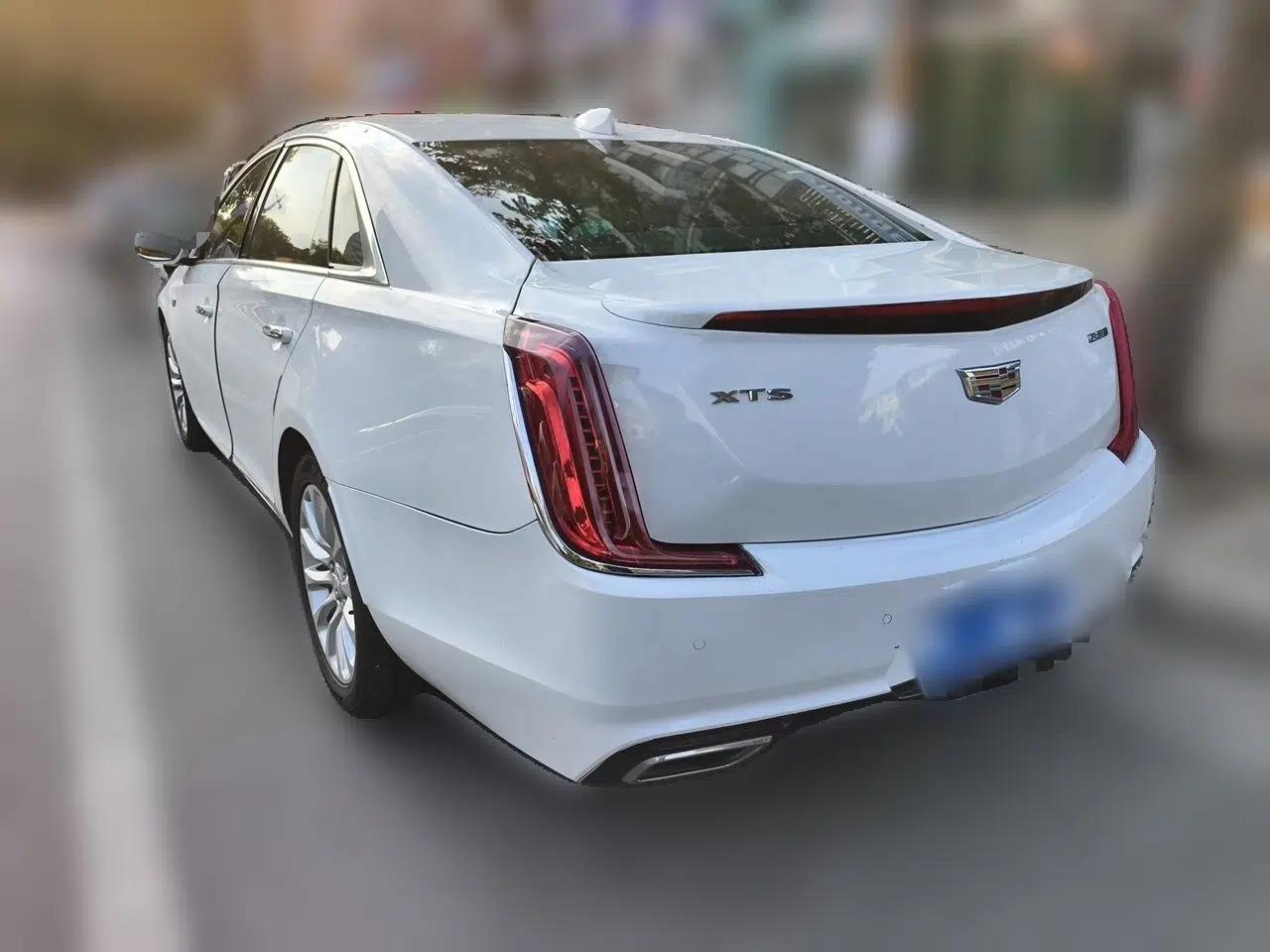 Cadillac XTS 2018 28T Luxury Edition — миниатюра 4