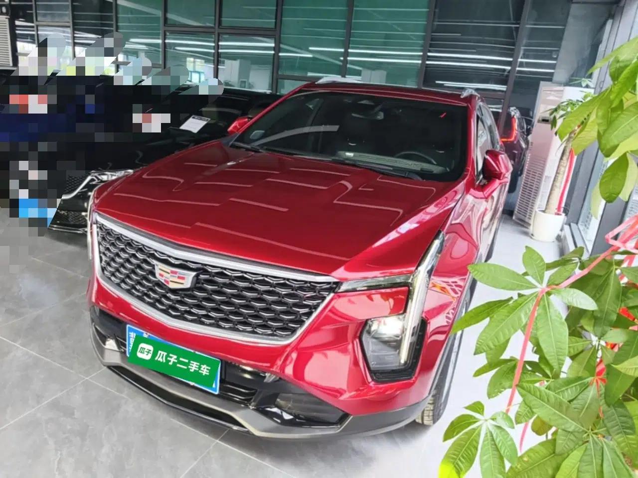 Cadillac XT4 2024 28T Two-Wheel-Drive Luxury Version — миниатюра 1
