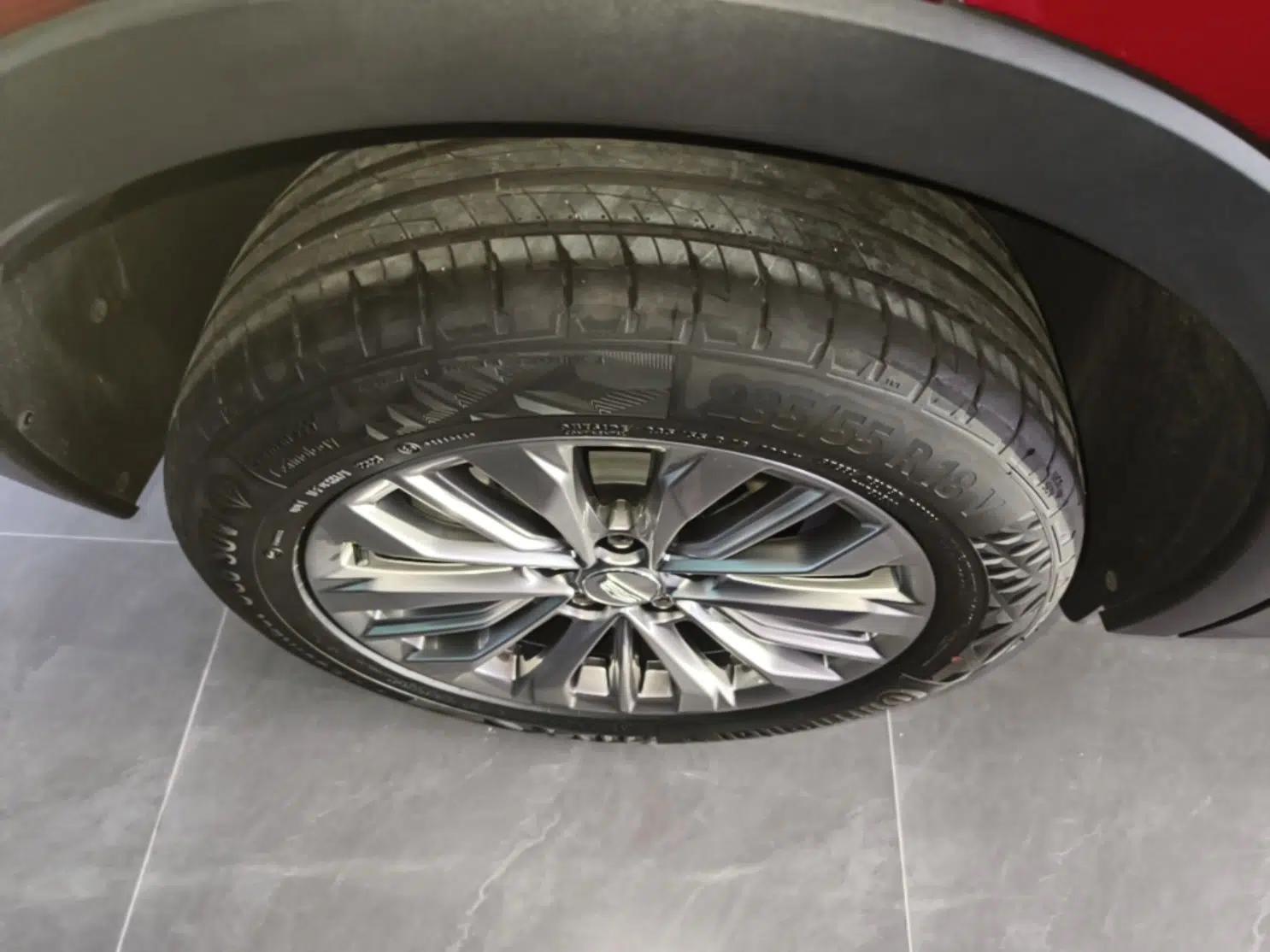 Cadillac XT4 2024 28T Two-Wheel-Drive Luxury Version — миниатюра 16